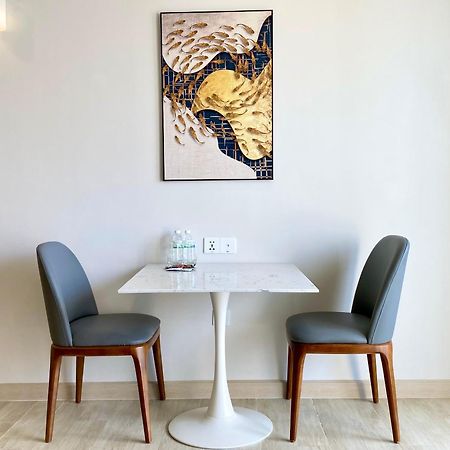Wise Stay Gold Coast Apartment Nha Trang Habitación foto