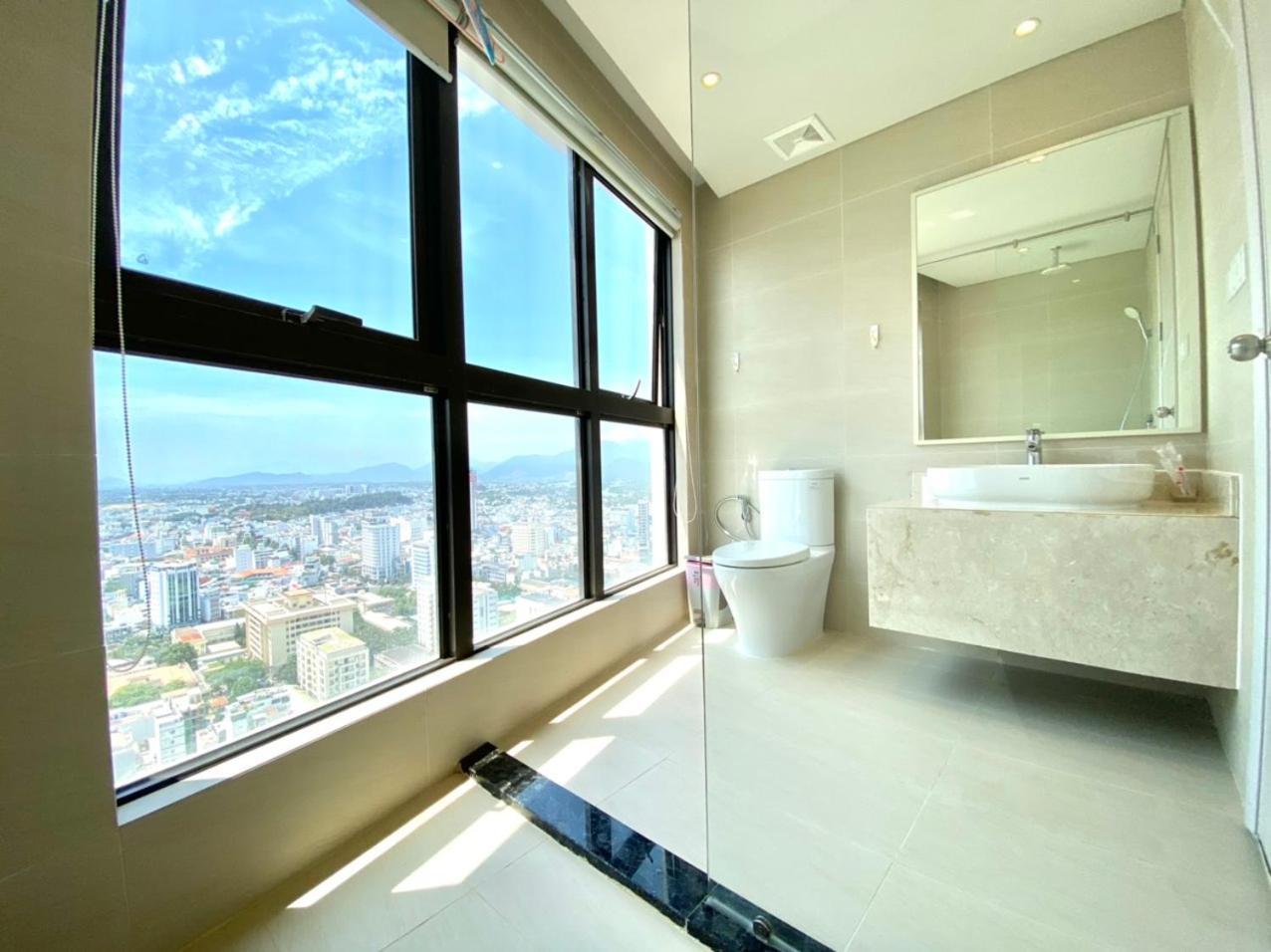 Wise Stay Gold Coast Apartment Nha Trang Habitación foto