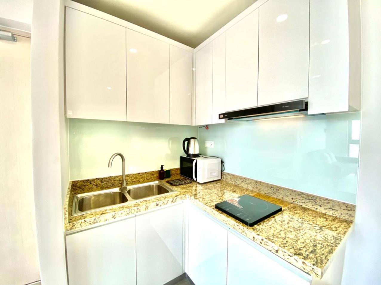 Wise Stay Gold Coast Apartment Nha Trang Habitación foto